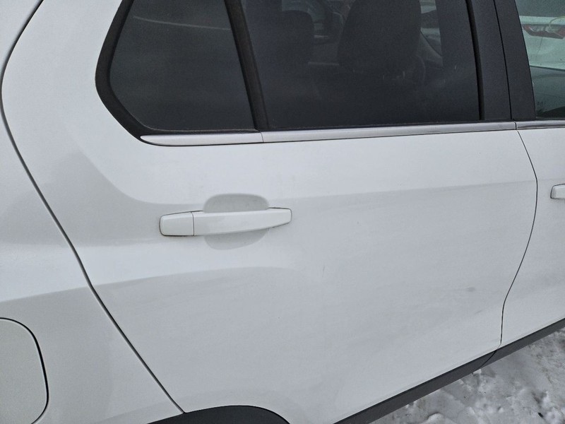 Passenger Rear Side Door Privacy Tint Glass Opt Ako Fits 13-22 TRAX 3649173