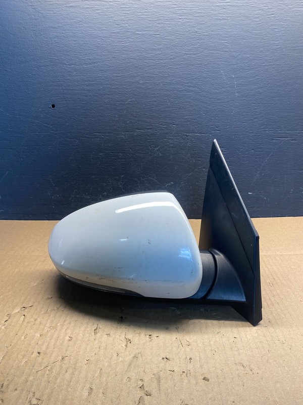 2016 to 2018 Hyundai Tucson Right Passenger Turn Signal Door Mirror AC2615 DG