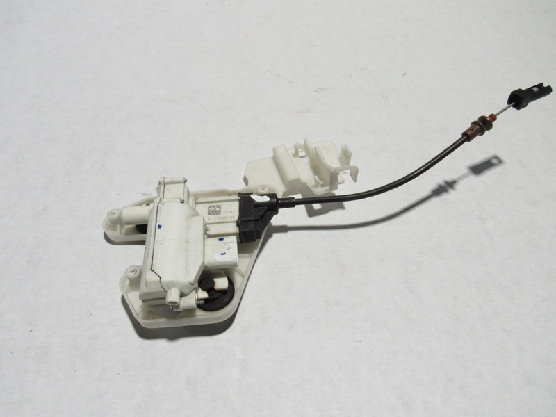 Mercedes S550 C217 2015 Front Left Driver Door Lock Latch Actuator Motor 14-17 *