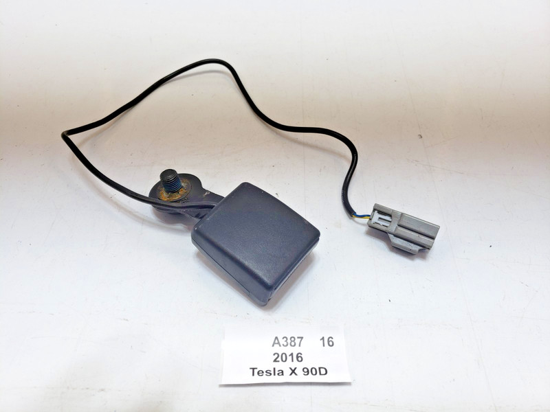 ✅ 16-20 OEM Tesla Model X Rear Right Passenger 2nd Row Seat Belt Buckle Black