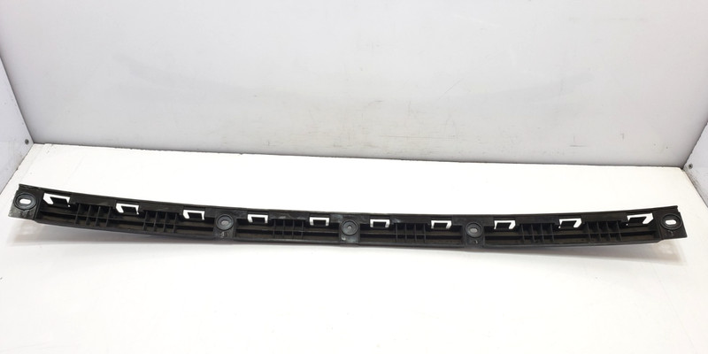 ✅ 2016-2020 OEM Tesla Model X Rear Center Bumper Bracket Mount