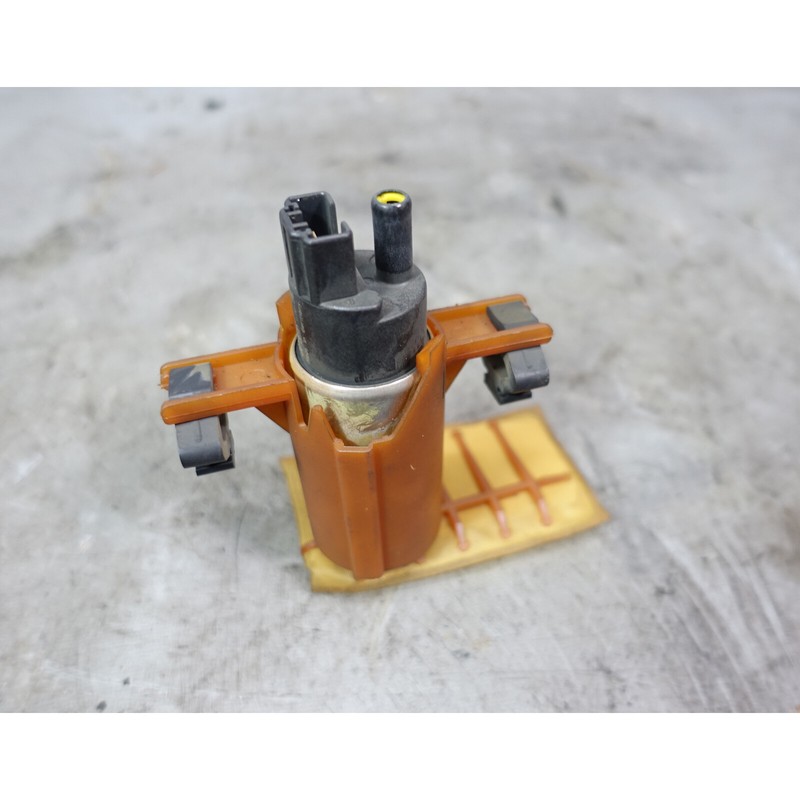 Damaged 1996-2002 BMW Z3 Roadster Coupe Factory Fuel Pump with Strainer OEM