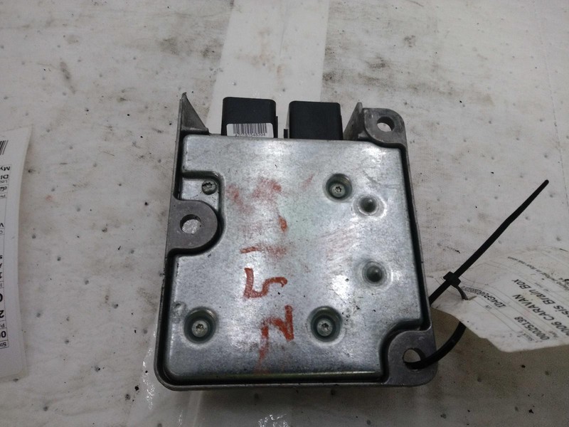 Used Air Bag Module fits: 2006 Dodge Caravan Air Bag occupant restraint w/fold i