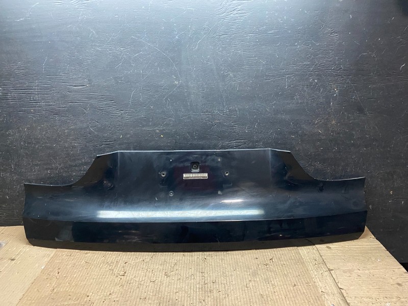 2010-2013 BMW F07 535i 550i GT Rear Trunk Lid Lower Bottom Trim Molding X0107 DG
