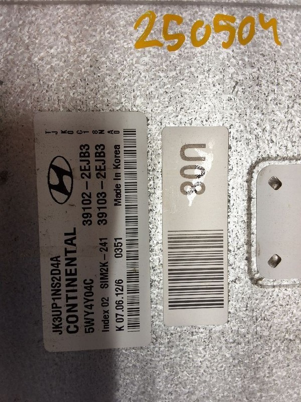 Engine ECM Electronic Control Module 1.8L Automatic Fits 13 ELANTRA 3465478