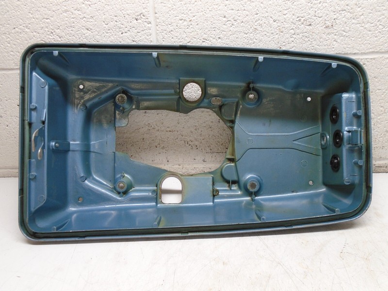 Q1 204666 OMC Johnson Evinrude 10hp Outboard Lower Cowling 0204666