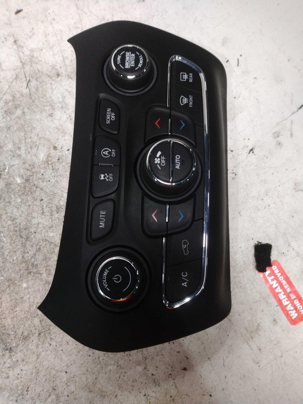 2019 Jeep Cherokee A/C Selector Switch OEM 68285942AF White 46K Miles