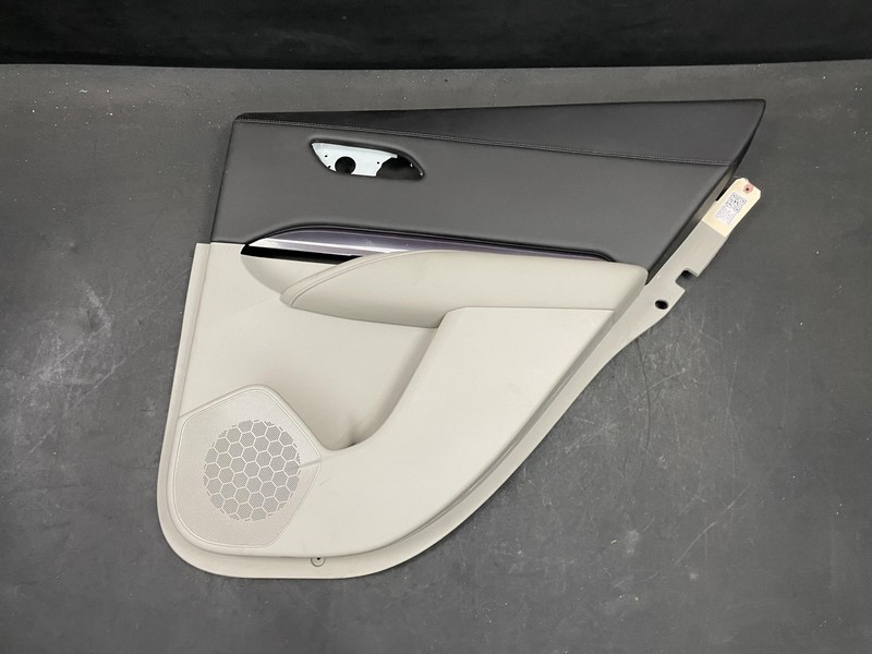 Rear Right Door Trim Panel 2021 Cadillac XT4 84870360