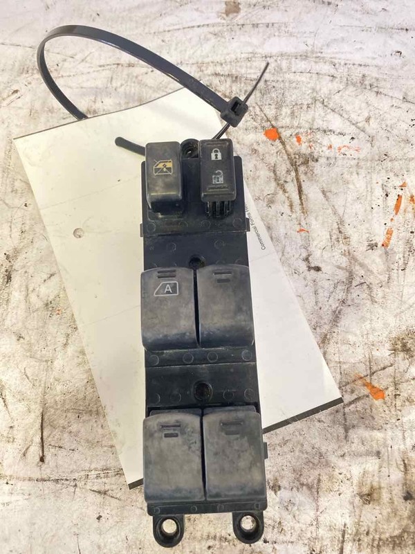 Door Switch Front NISSAN FRONTIER 07 08 09 10 11 12 13 14 15 16 17 18 19 20 21