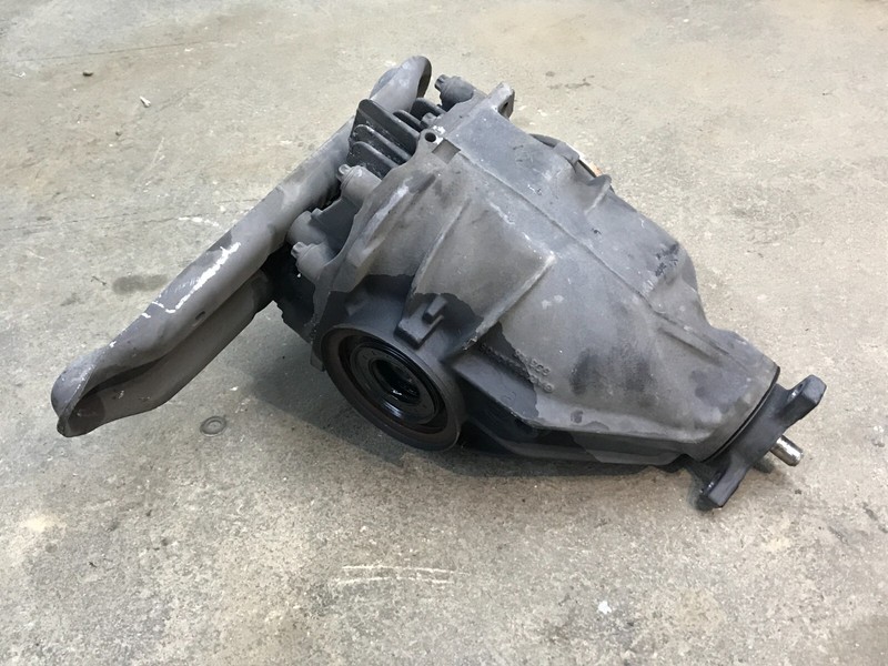 00-06 Mercedes W220 CL500 Rear Diff Differential Axle Carrier OEM 149,101k Miles