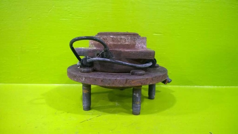 04 05 06 07 08 09 DODGE DURANGO FRONT WHEEL HUB OEM 2714-44