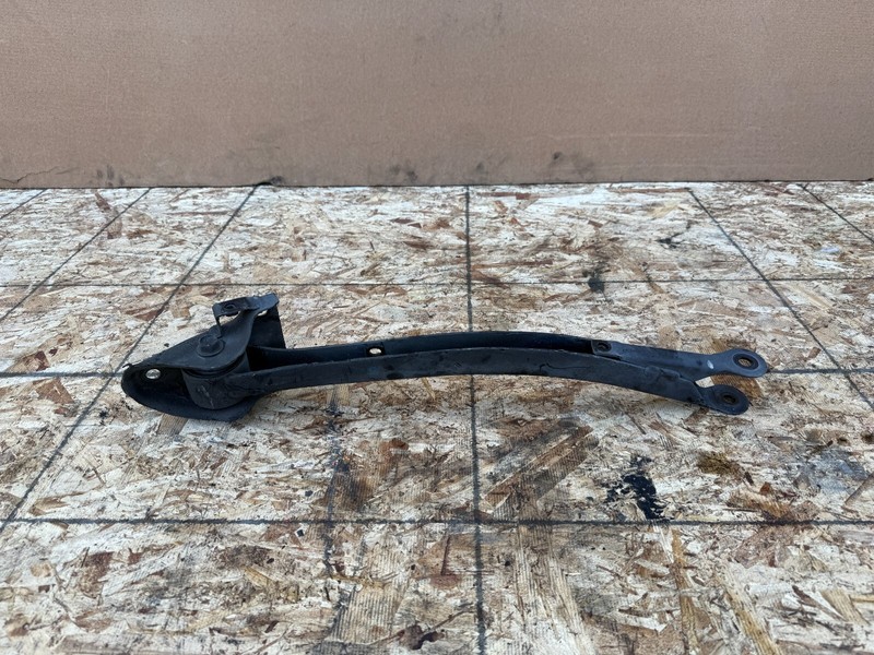 SUBARU WRX STI 2002-2007 OEM REAR RIGHT PASSENGER LOWER CONTROL ARM WITH BRACKET
