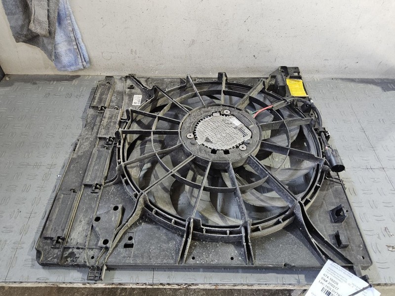 2020-2025 Ford Explorer Radiator Fan Motor Fan Assembly 2.3L Without Tow Package