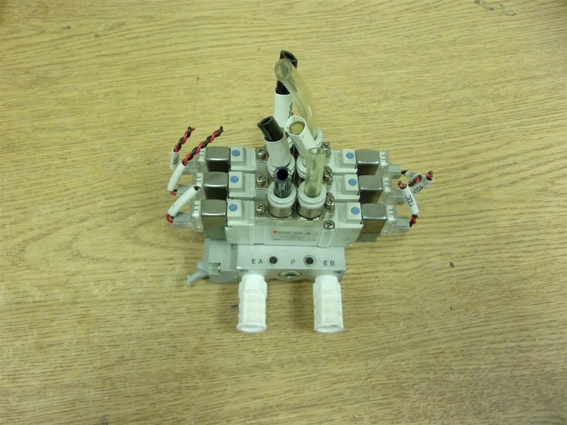 SMC SY5220-5L0Z-C8 Solenoid Valve Assy on Base *FREE SHIPPING*