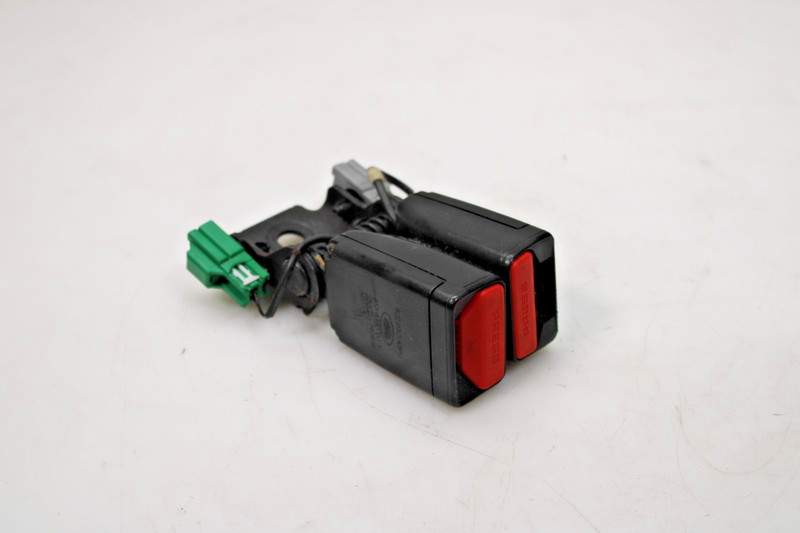 2012-2019 Range Rover Evoque 2DR Rear Right Center Seat Belt Buckle OEM AK241246
