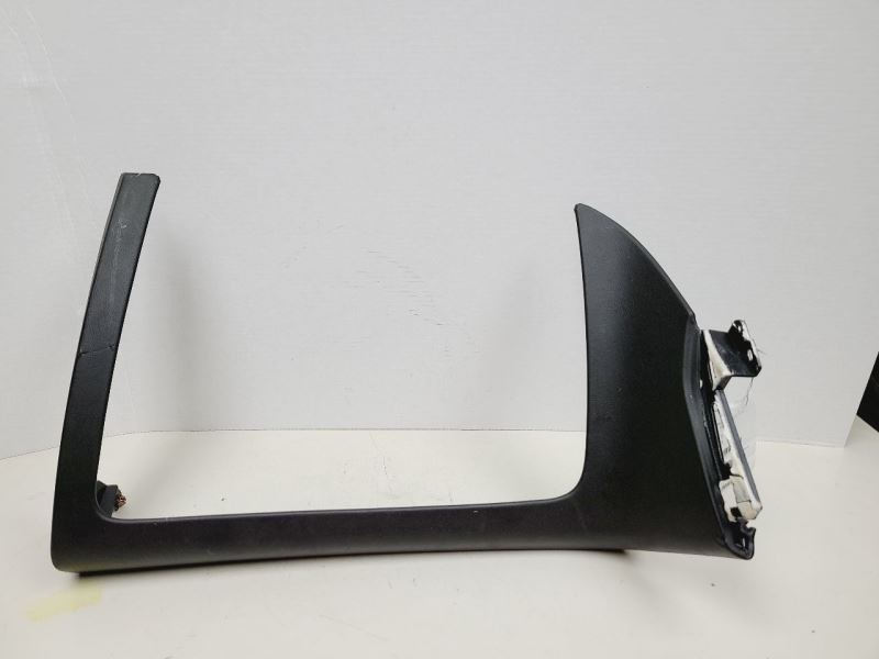 RIGHT LOWER TRIM PANEL for 2017 XT5 566077