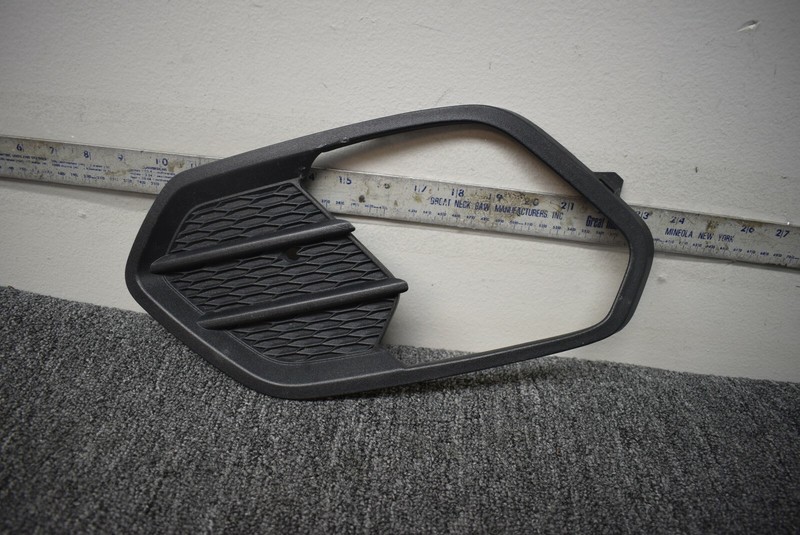 2017-2018 FORD ESCAPE FRONT LEFT SIDE BUMPER GRILLE FACTORY OEM