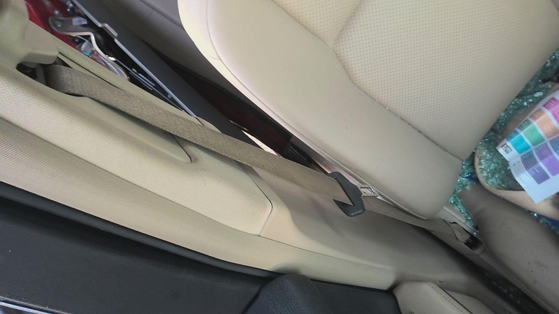 Front Seat Belt MERCEDES GLK350 10 11 12 13