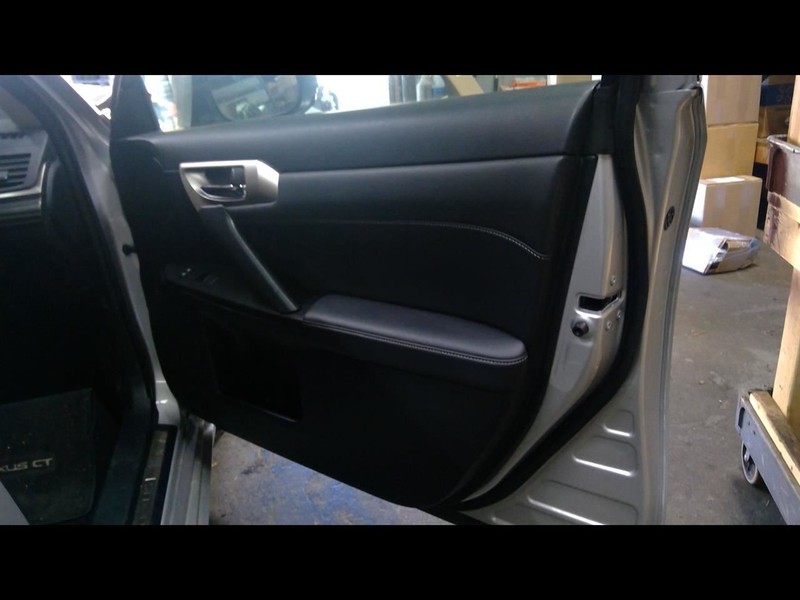 CT200H 2015 Passenger Right Front Door Trim Panel 1690741