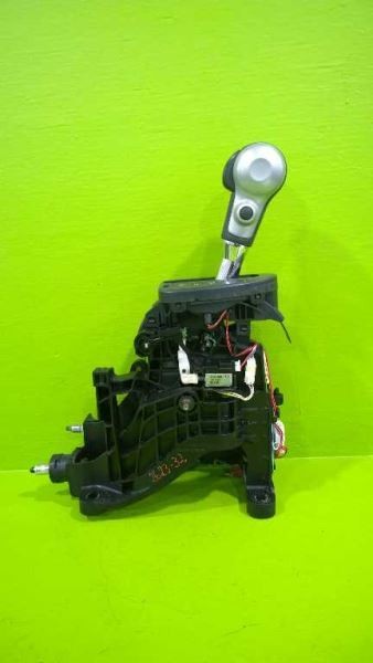 13 ROGUE FLOOR GEAR SHIFT SHIFTER ASSEMBLY OEM 2623-32