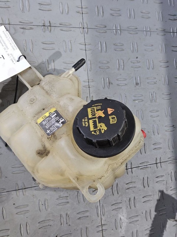 Coolant Reservoir VIN 3 8th Digit Hybrid Engine Fits 10-12 FUSION 3481803