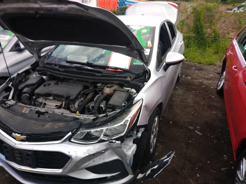 2018 Chevrolet Cruze Left Steering Knuckle Silver OEM 591362 112K Miles