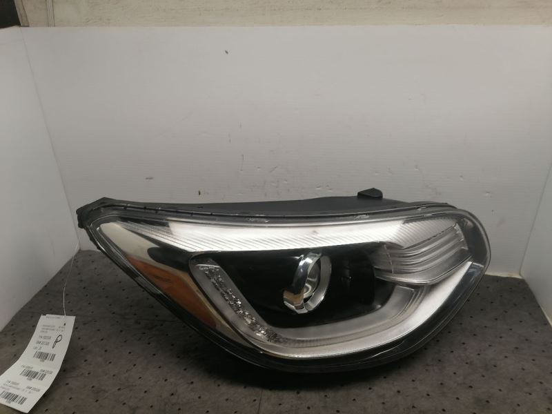 Passenger Headlight Model Xenon HID Fits 17-19 SOUL 1228935
