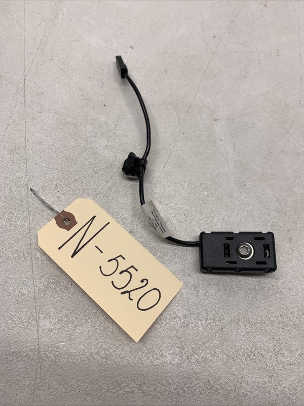 17-22 TESLA MODEL Y/3 ANTENNA SIGNAL NOISE FILTER AMPLIFIER OEM 5520 B143