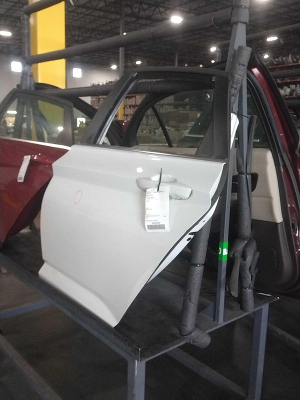 2019 Volkswagen Jetta Left Door - Used, Glass Broken, OEM, 680797