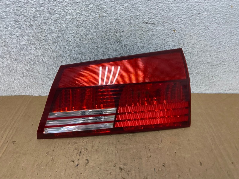 2004-2005 Toyota Sienna Right Passenger RH Side Inner Tail Light Oem AD3087 LK