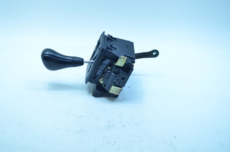 96-02 MERCEDES-BENZ R129 SL320 AUTOMATIC TRANSMISSION SHIFTER GEAR SELECTOR OEM