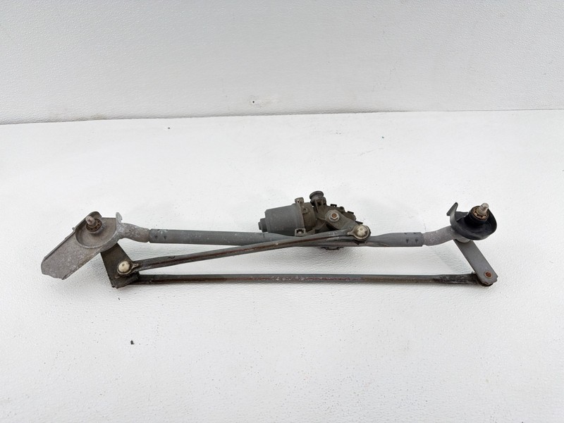 2015 - 2020 TOYOTA SIENNA WINDSHIELD WIPER TRANSMISSION LINKAGE & MOTOR OEM