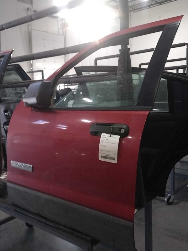 2006 Ford Explorer Left Door Red 4DR SUV Used OEM Part 539816 157K Miles