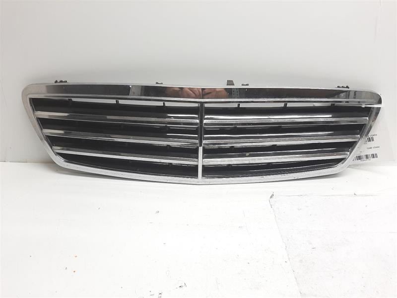 Mercedes 203 C230 C240 Grille Front Upper 2038800223