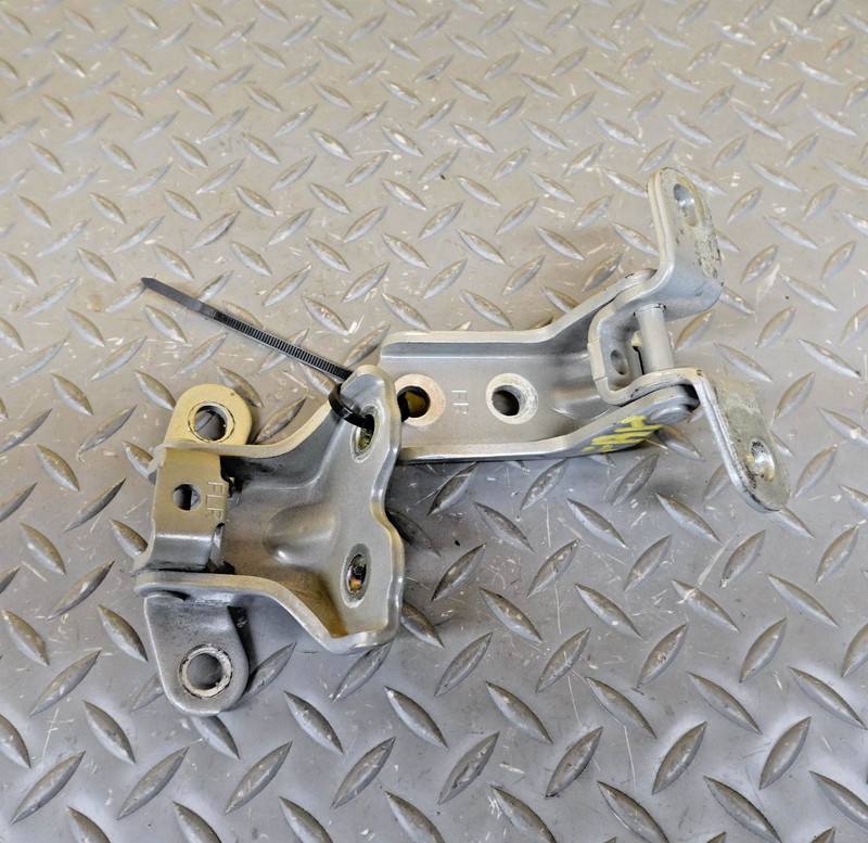 2022-2024 HYUNDAI TUCSON FRONT RIGHT SIDE DOOR HINGE SET OEM 79325-1Y300