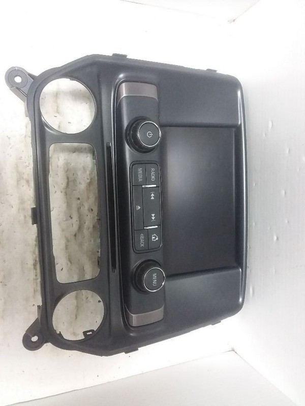 Radio Display Screen And Control Module Fits 17-19 SIERRA 1500 PICKUP 84203825