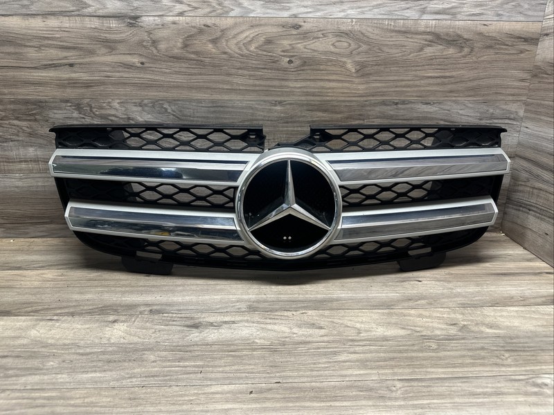 07-09 Mercedes GL450 GL320 Front Radiator Hood Grille Grill Assembly OEM Chrome