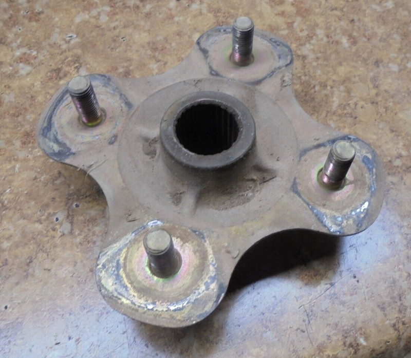1992 Yamaha Big Bear YFM350 4x4 ATV YFM 350 Rear Back Wheel Hub Spindle Lug 1994