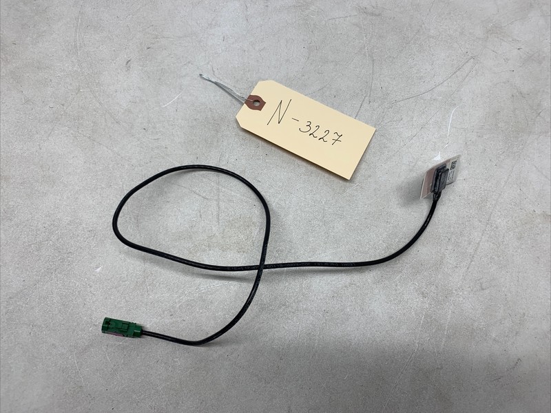 2017-2019 TESLA MODEL S BLUETOOTH AERIAL ANTENNA 1052393-00-B OEM 3227 B136