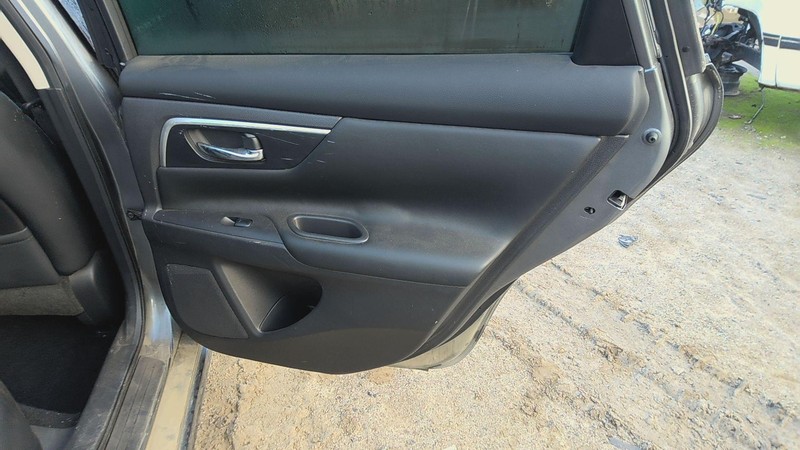 Rear Door Trim Panel NISSAN ALTIMA Right 18 17 16 15 14 13