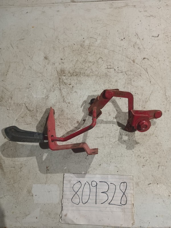 SNAPPER LE14.538HDBV HYDRO TRANSFER HANDLE LEVERASSEMBLY
