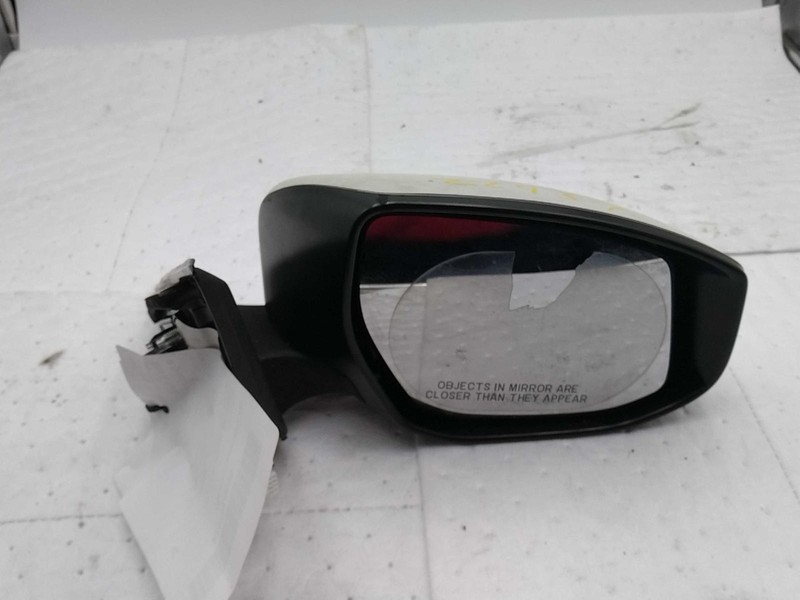2014 Nissan Altima Right Door Mirror Assembly - White, Broken Glass, Stained Cap
