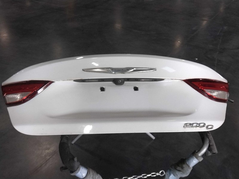 2015 Chrysler 200 Deck Lid Trunk Lid White OEM 68110363AC 68110364AC