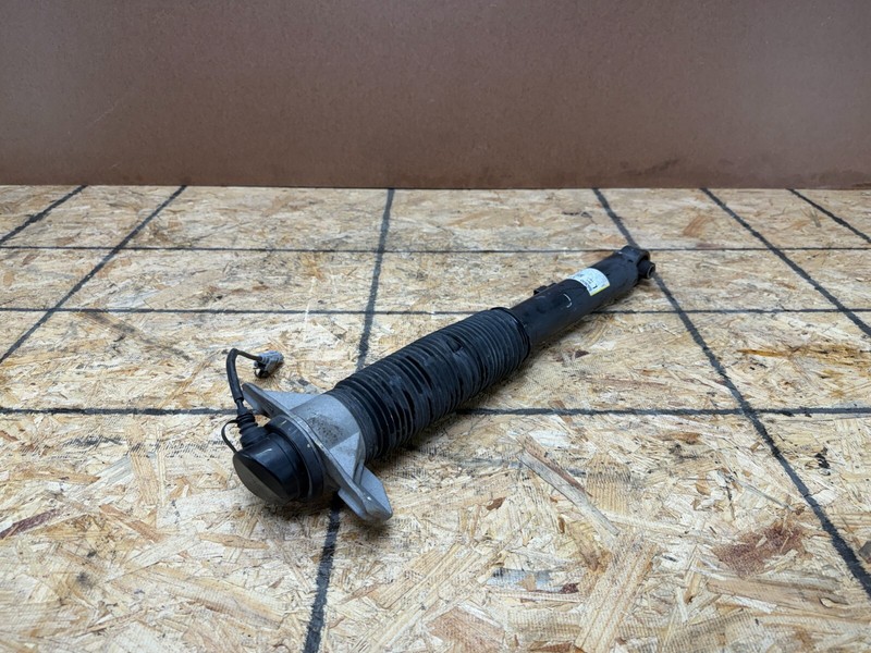 GENESIS GV70 2022-2025 OEM REAR LEFT DRIVER EDC ELECTRIC SHOCK STRUT AWD ASSY
