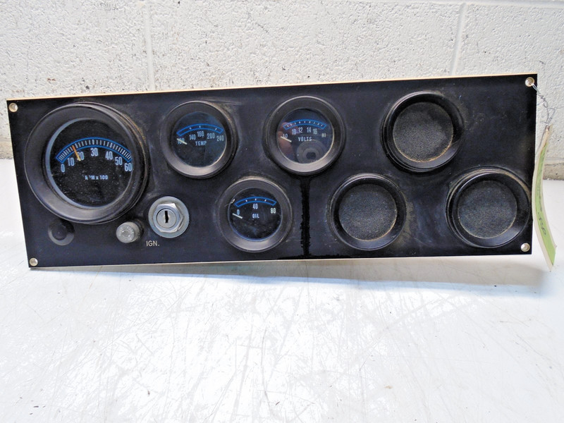 O1Dashboard Gauge Panel w Gauges boat RPM, Oil, Volts, Temp