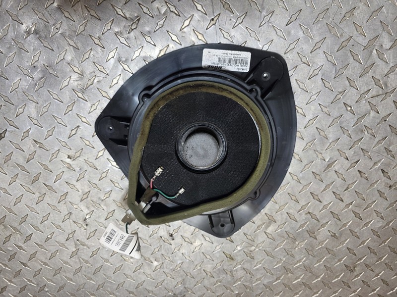 2002-2009 Chevrolet Trailblazer/ Envoy/rainier Driver Door Bose Speaker 25853013