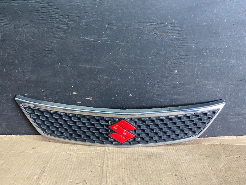 2002 to 2005 Suzuki Aerio Front Grill GrilleP3923 PS