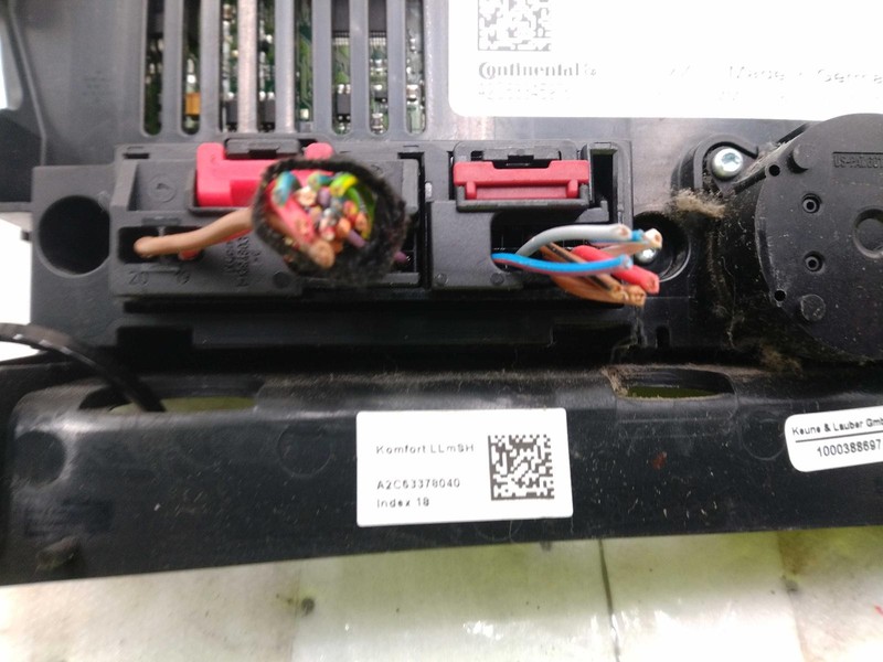 Used A/C Selector Switch fits: 2011 Audi Q5 dual zone w/heated seats ID 8T182004