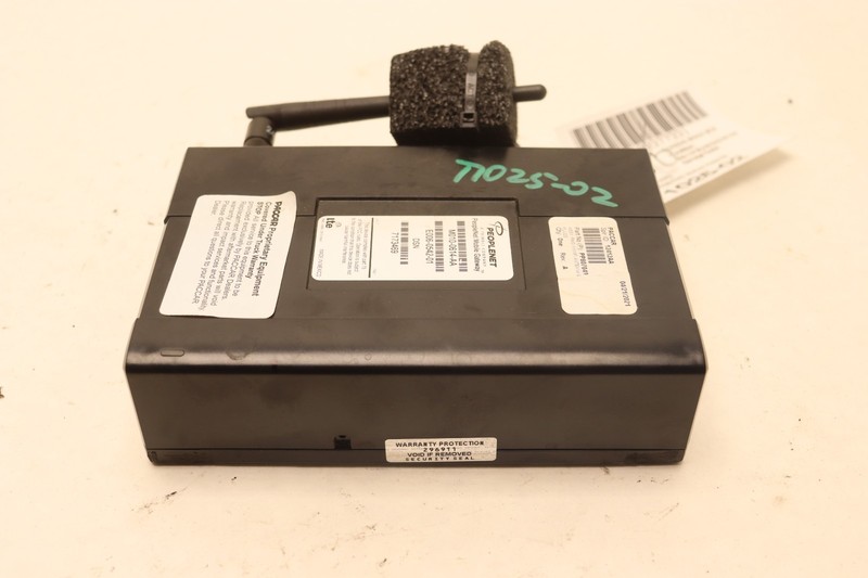 2018-2023 PETERBILT 579 PACCAR PEOPLENET MOBILE GATEWAY MODULE PP807040 OEM