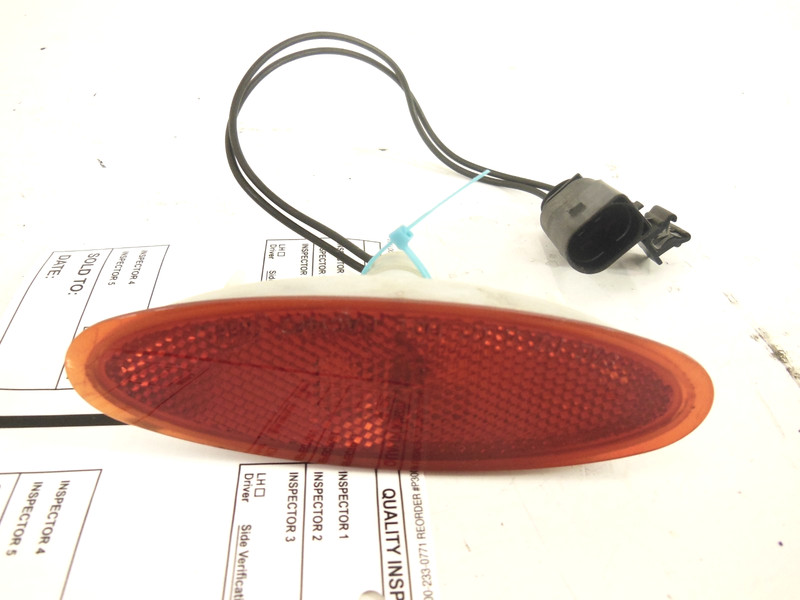 2006 06 Bentley Continental Flying Spur Rear Lower Bumper Marker Light Amber OEM